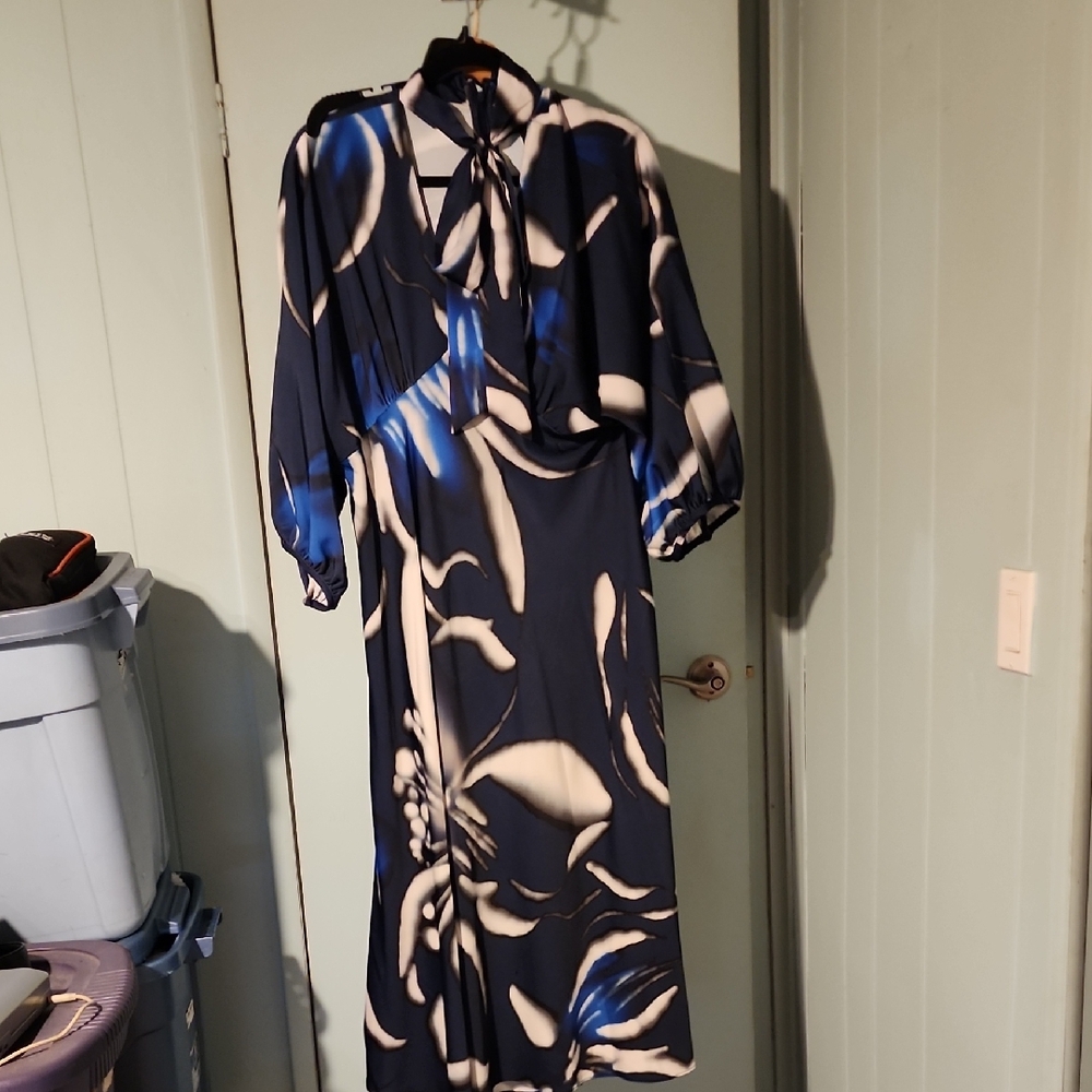 Donna Karan Navy and White Long Sleeve Dress